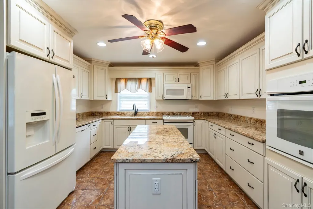 323 Freetown Highway Wallkill NY 12589
