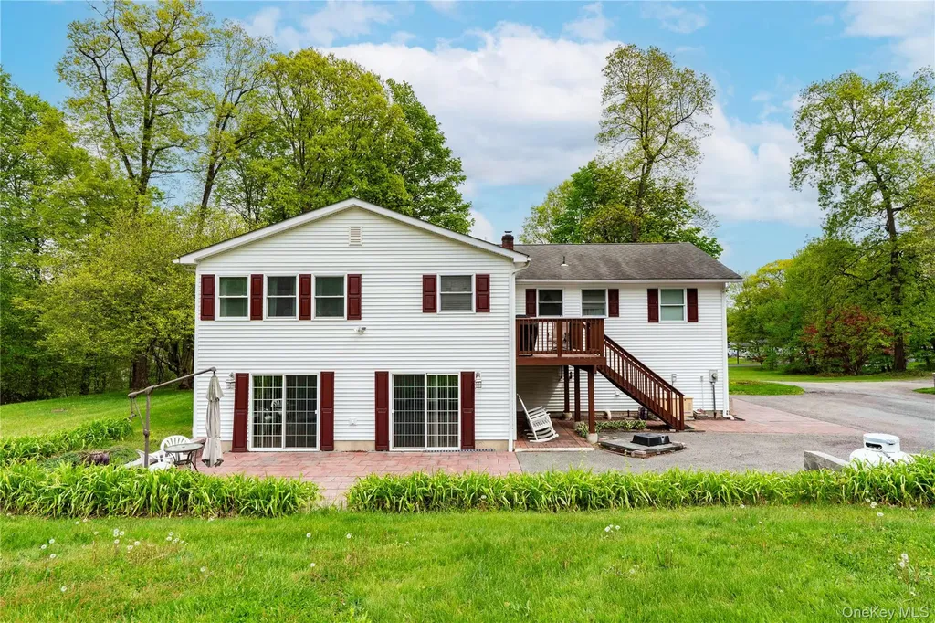 323 Freetown Highway Wallkill NY 12589