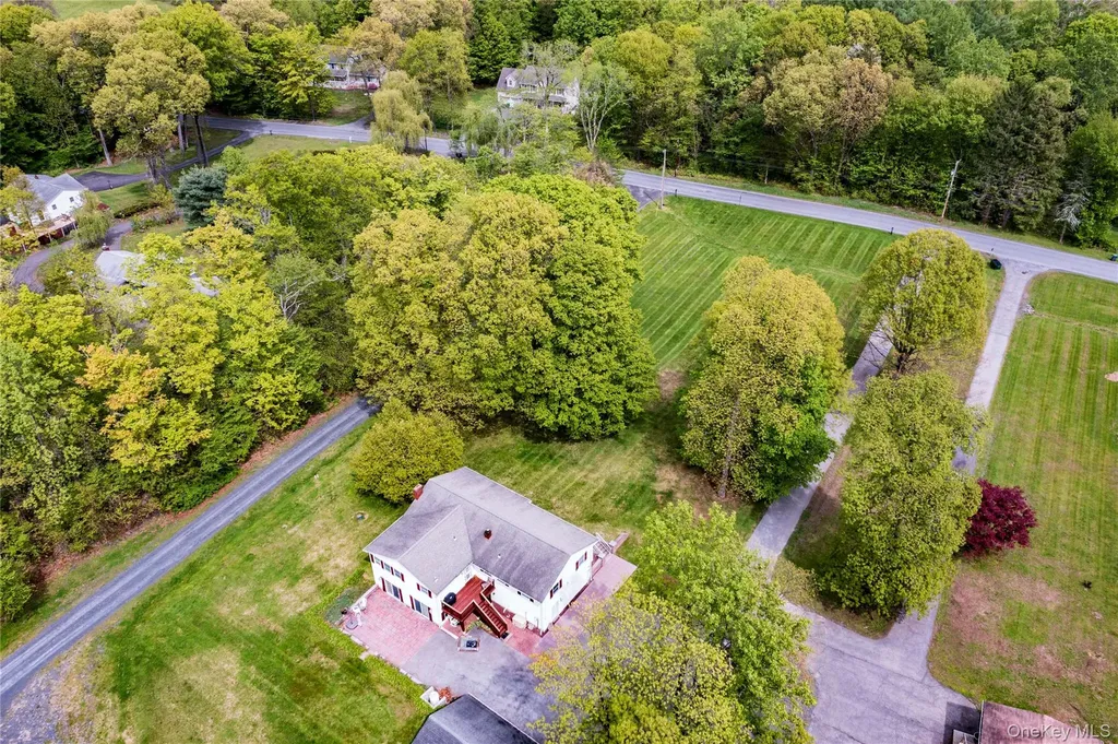 323 Freetown Highway Wallkill NY 12589