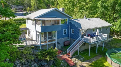 392 Oscawana Lake Road Putnam Valley NY 10579