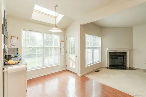 908 Huntington Drive Fishkill NY 12524