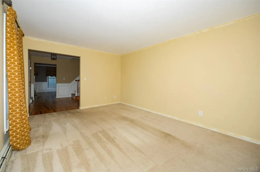 76 Rockledge Drive Pleasant Valley NY 12569