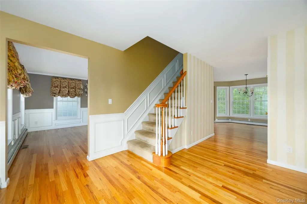 76 Rockledge Drive Pleasant Valley NY 12569