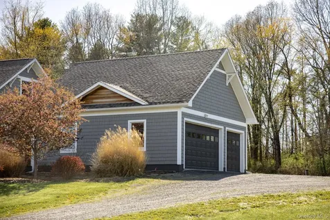 23 Petty Drive Ghent NY 12075