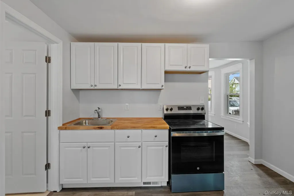 21 Lent Street Poughkeepsie NY 12601
