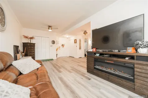 2261 Palmer Avenue New Rochelle NY 10801