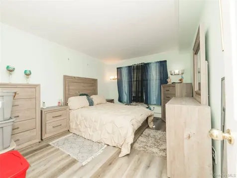 2261 Palmer Avenue New Rochelle NY 10801