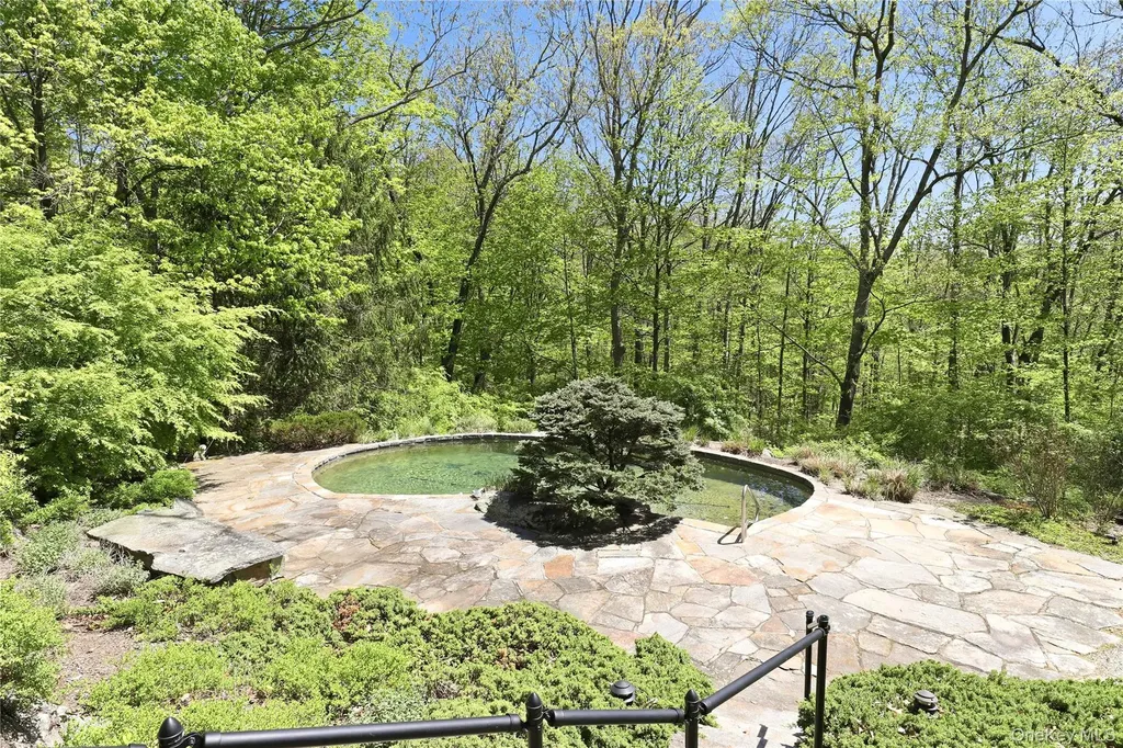 316 Haines Road Bedford Hills NY 10507