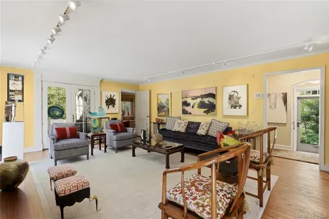 316 Haines Road Bedford Hills NY 10507