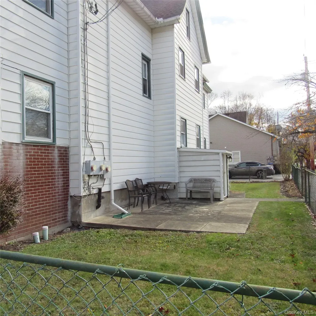35 Taylor Avenue Poughkeepsie NY 12601