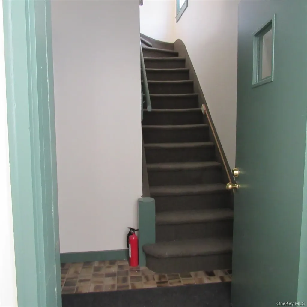 35 Taylor Avenue Poughkeepsie NY 12601