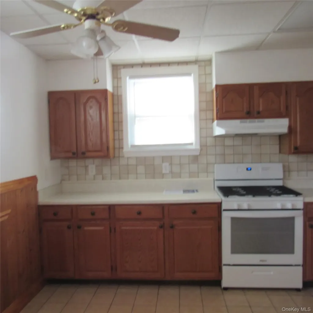 35 Taylor Avenue Poughkeepsie NY 12601