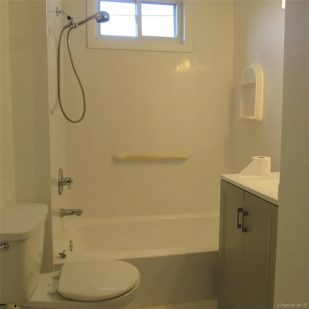 35 Taylor Avenue Poughkeepsie NY 12601