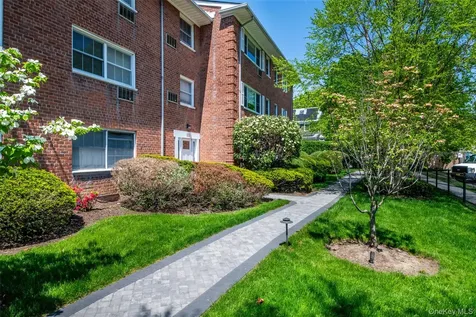 55 Maple Avenue Hastings-on-hudson NY 10706