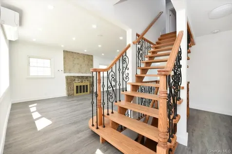 7627 175th Street Fresh Meadows NY 11366