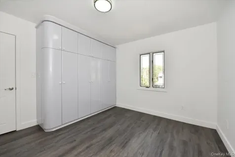 7627 175th Street Fresh Meadows NY 11366