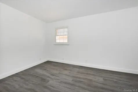 7627 175th Street Fresh Meadows NY 11366
