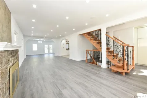 7627 175th Street Fresh Meadows NY 11366