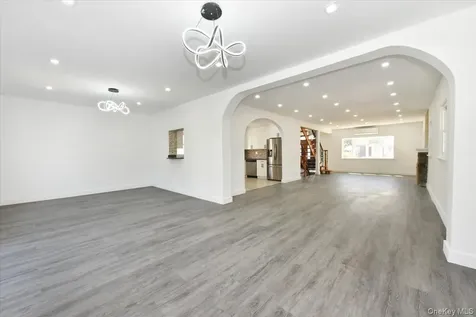 7627 175th Street Fresh Meadows NY 11366