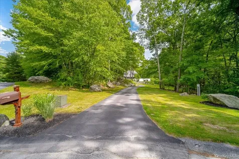 59 Millpond Lane Holmes NY 12531