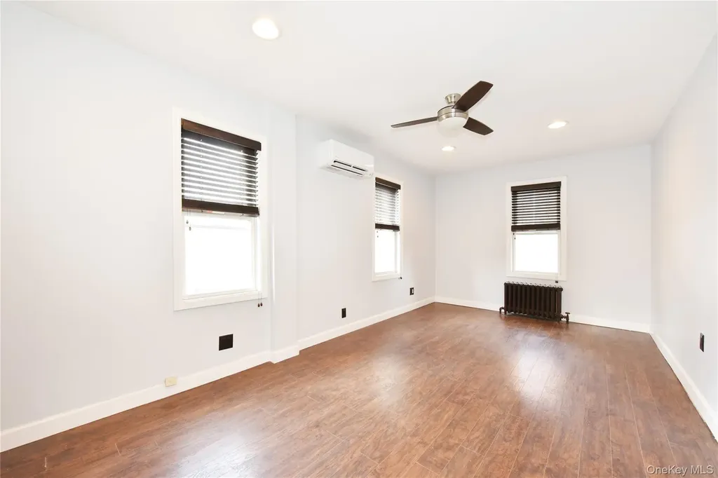 524 Central Avenue Bethpage NY 11714