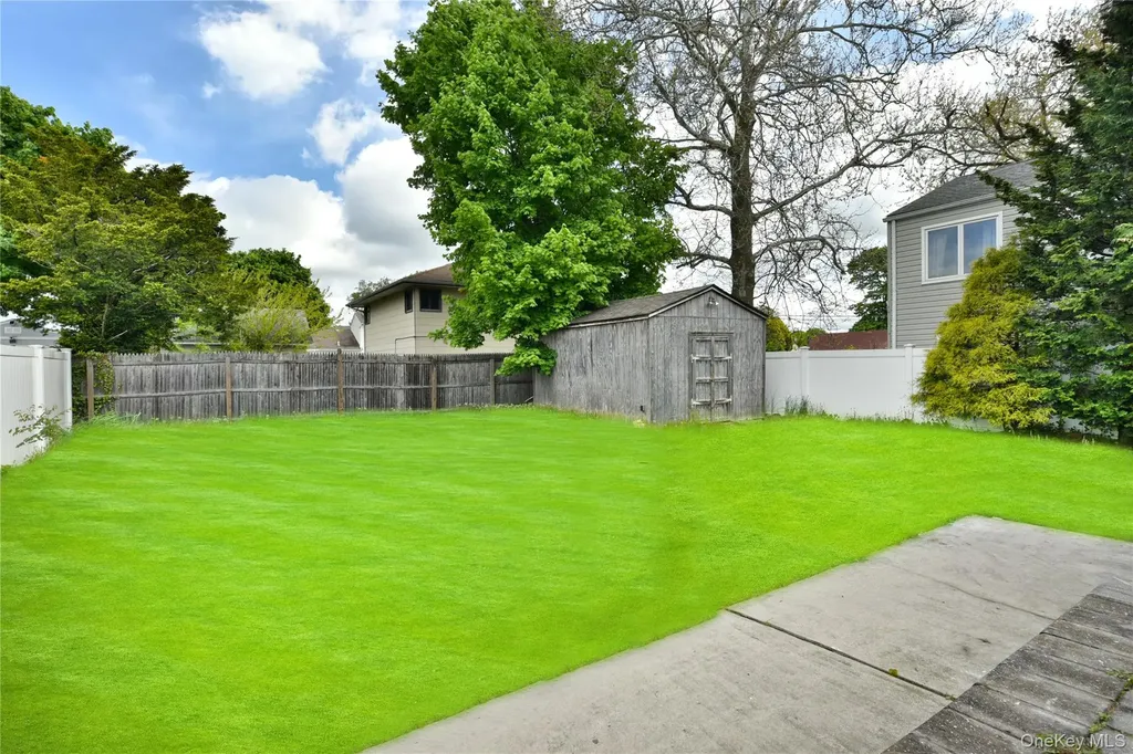 524 Central Avenue Bethpage NY 11714