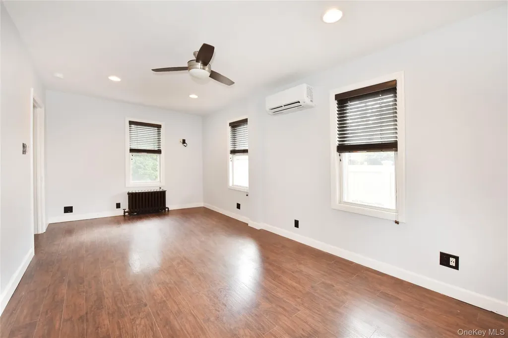 524 Central Avenue Bethpage NY 11714