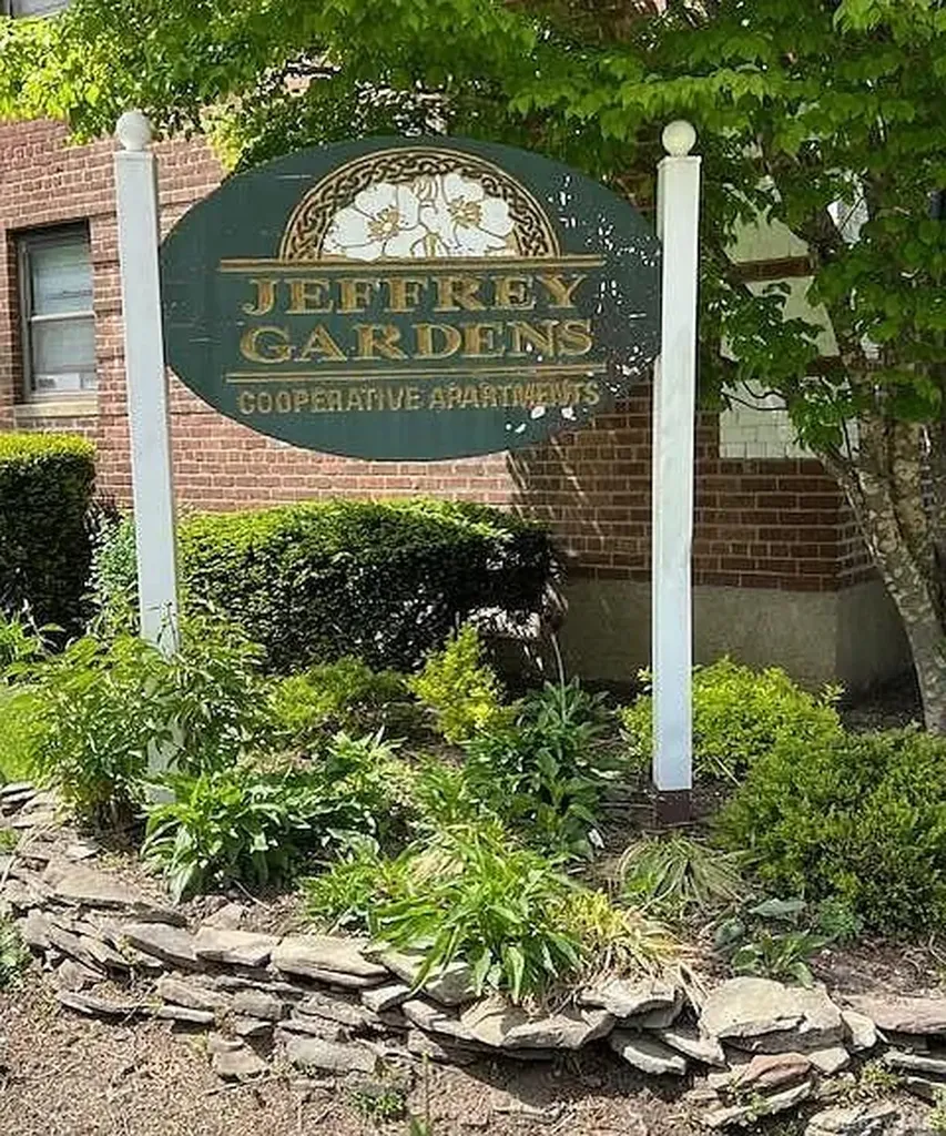46-11 215th Place Bayside NY 11361