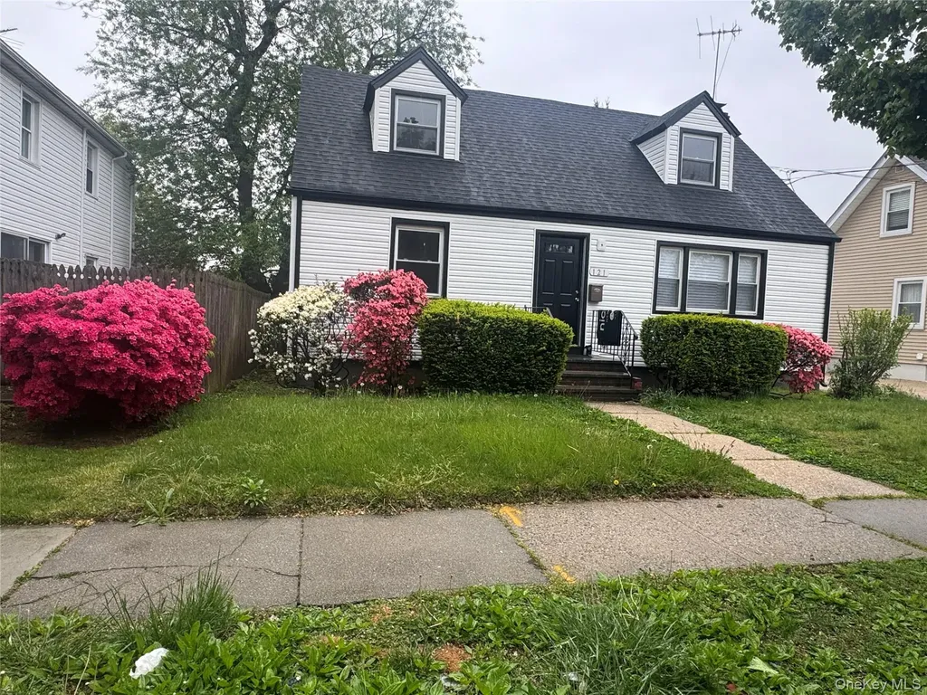 121 Sheridan Avenue Williston Park NY 11596