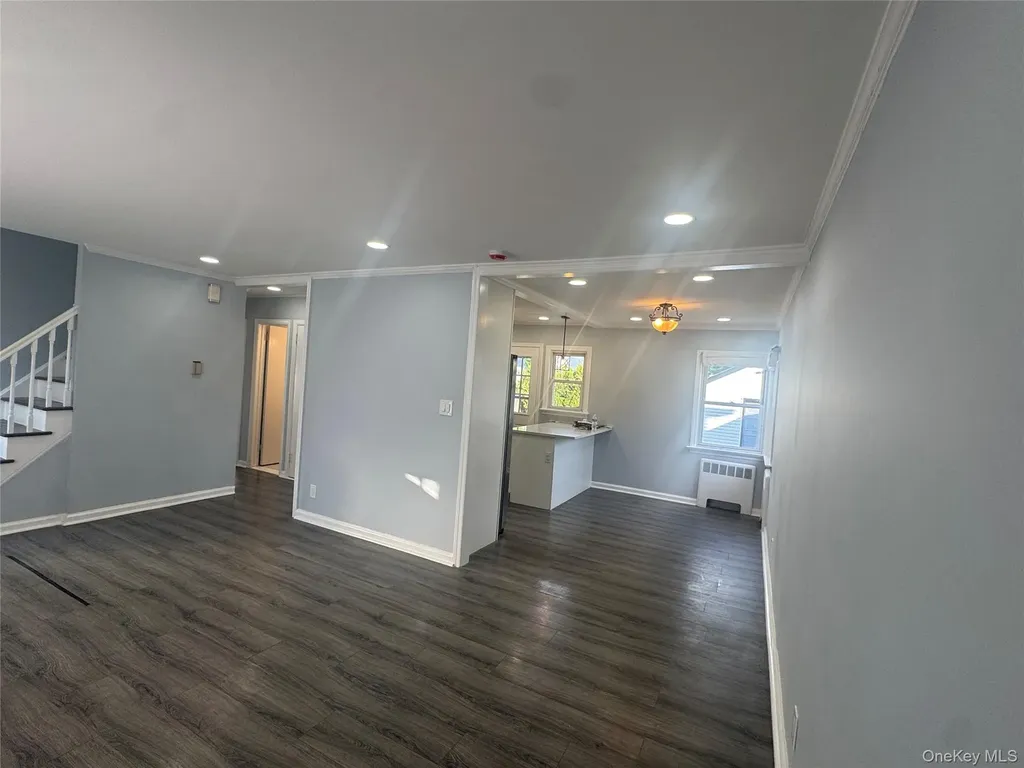 121 Sheridan Avenue Williston Park NY 11596