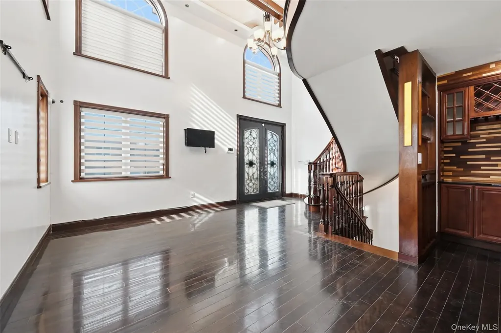 1802 150th Street Whitestone NY 11357