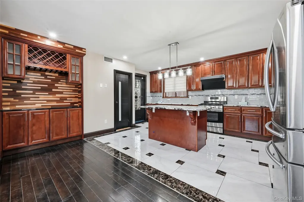 1802 150th Street Whitestone NY 11357