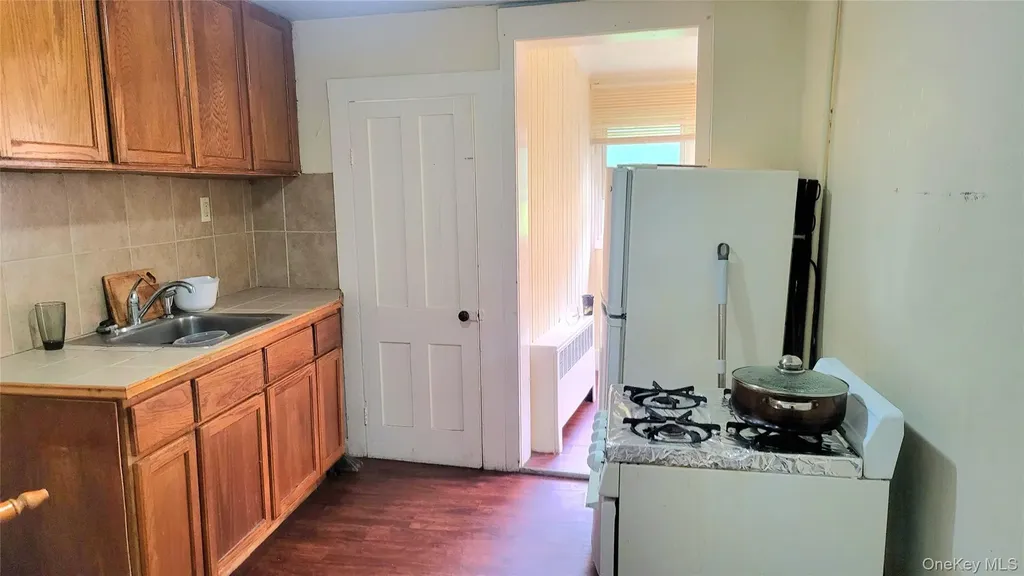 152 Cannon Street Poughkeepsie NY 12601