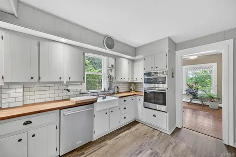 10 Edwin Road Poughkeepsie NY 12603