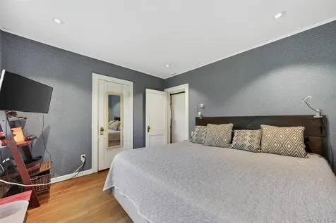 10 Edwin Road Poughkeepsie NY 12603