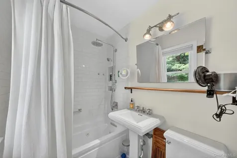 10 Edwin Road Poughkeepsie NY 12603