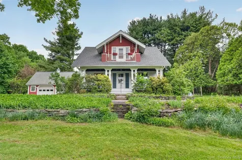 10 Edwin Road Poughkeepsie NY 12603