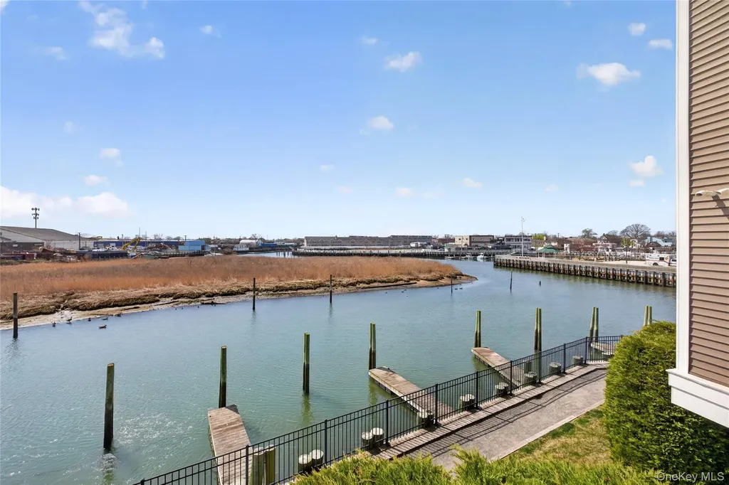421 Marina Pointe Drive East Rockaway NY 11518