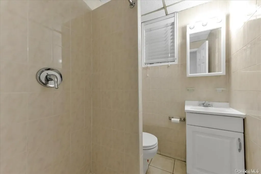 141-05 Northern Boulevard Flushing NY 11354