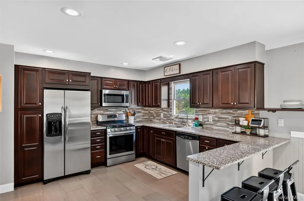 19 Sutherland Drive Monroe NY 10950