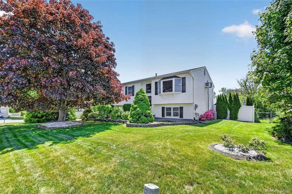 19 Sutherland Drive Monroe NY 10950