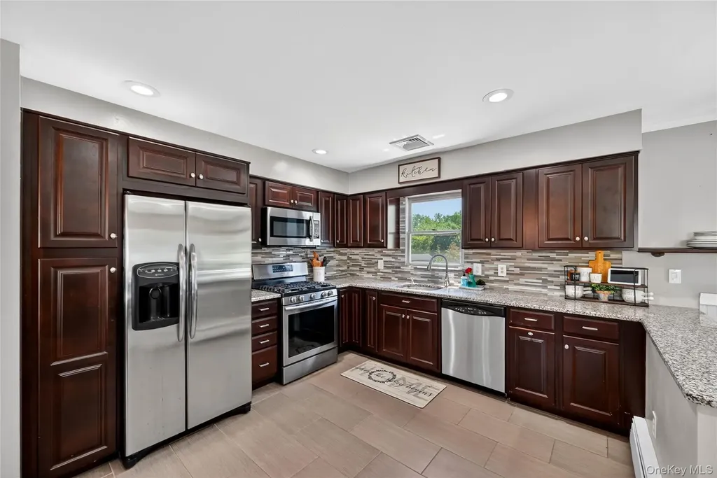 19 Sutherland Drive Monroe NY 10950