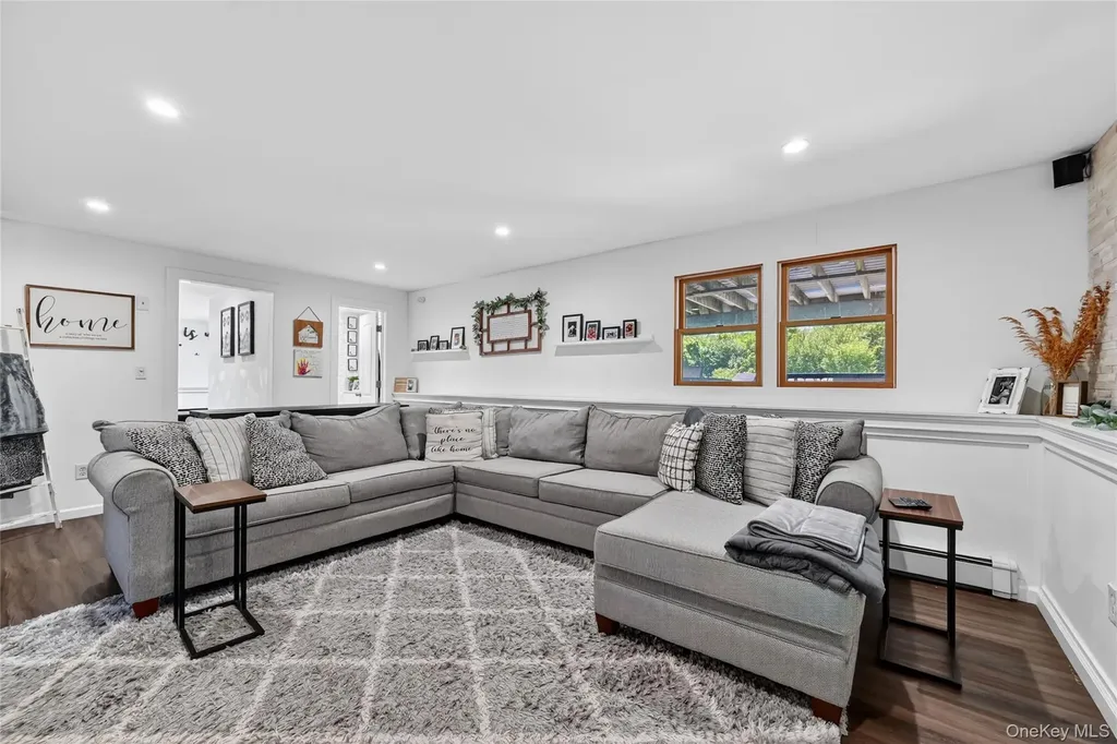 19 Sutherland Drive Monroe NY 10950