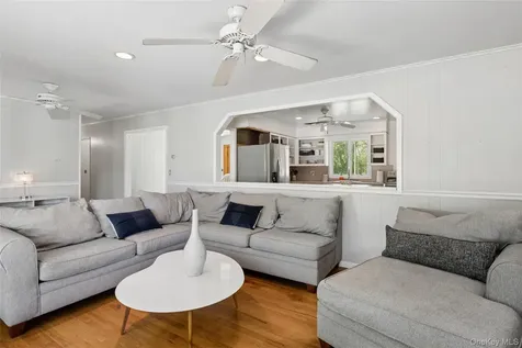 11 Columbia Street Sag Harbor NY 11963