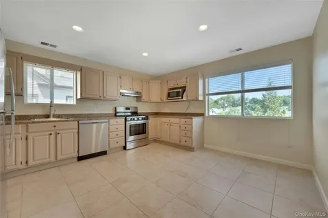 19 Edison Place Port Chester NY 10573