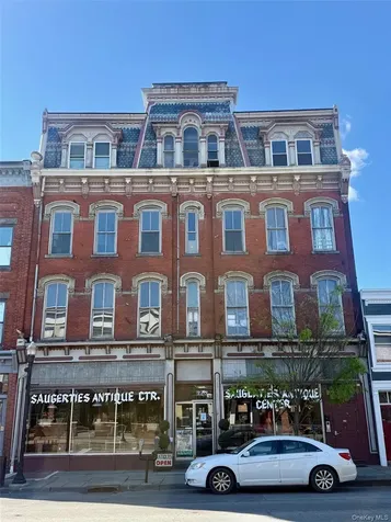 220 Main Street Saugerties NY 12477