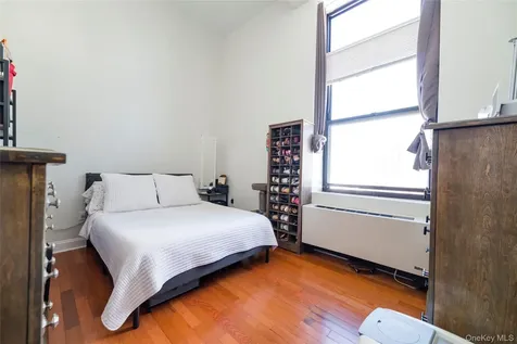25 Leroy Place New Rochelle NY 10805