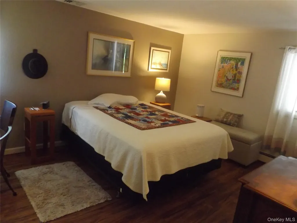 30 Daisy Lane Poughkeepsie NY 12603