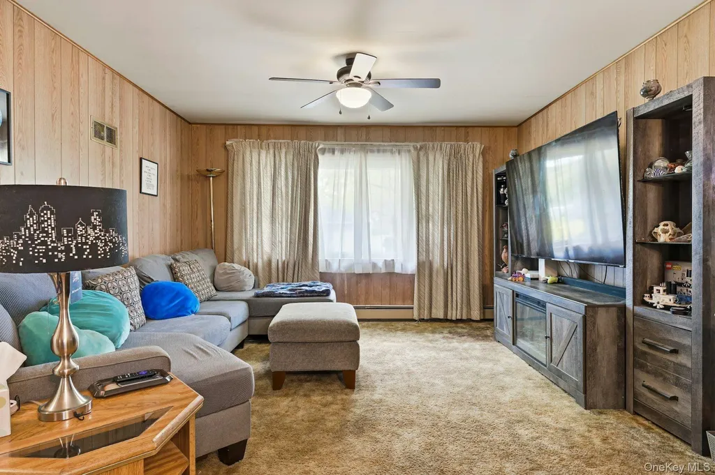 100 Avenue B Holbrook NY 11741