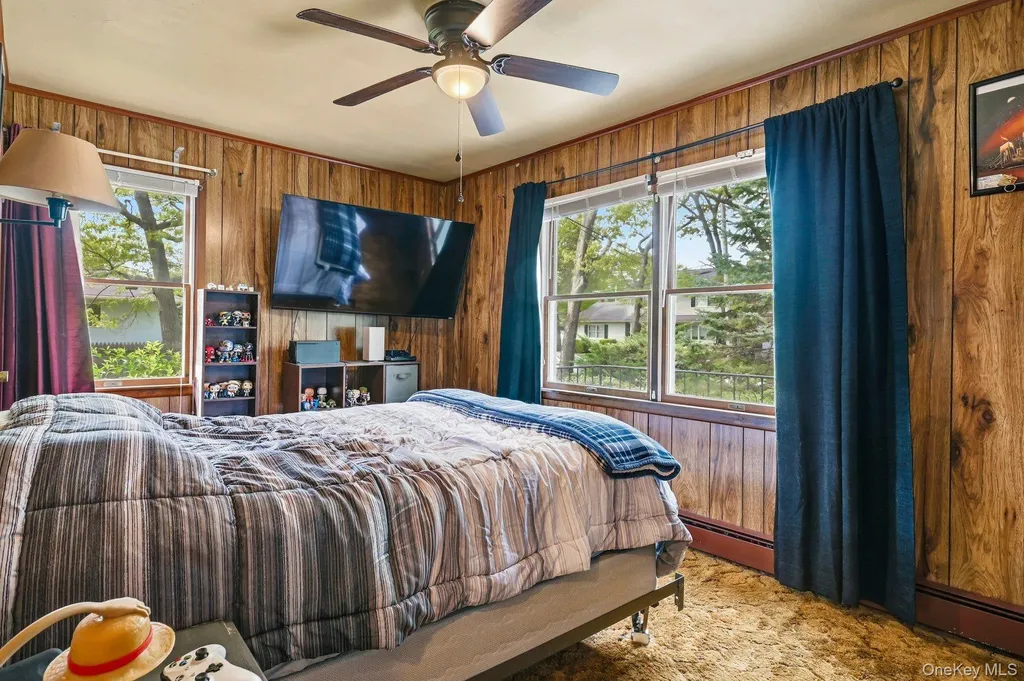100 Avenue B Holbrook NY 11741